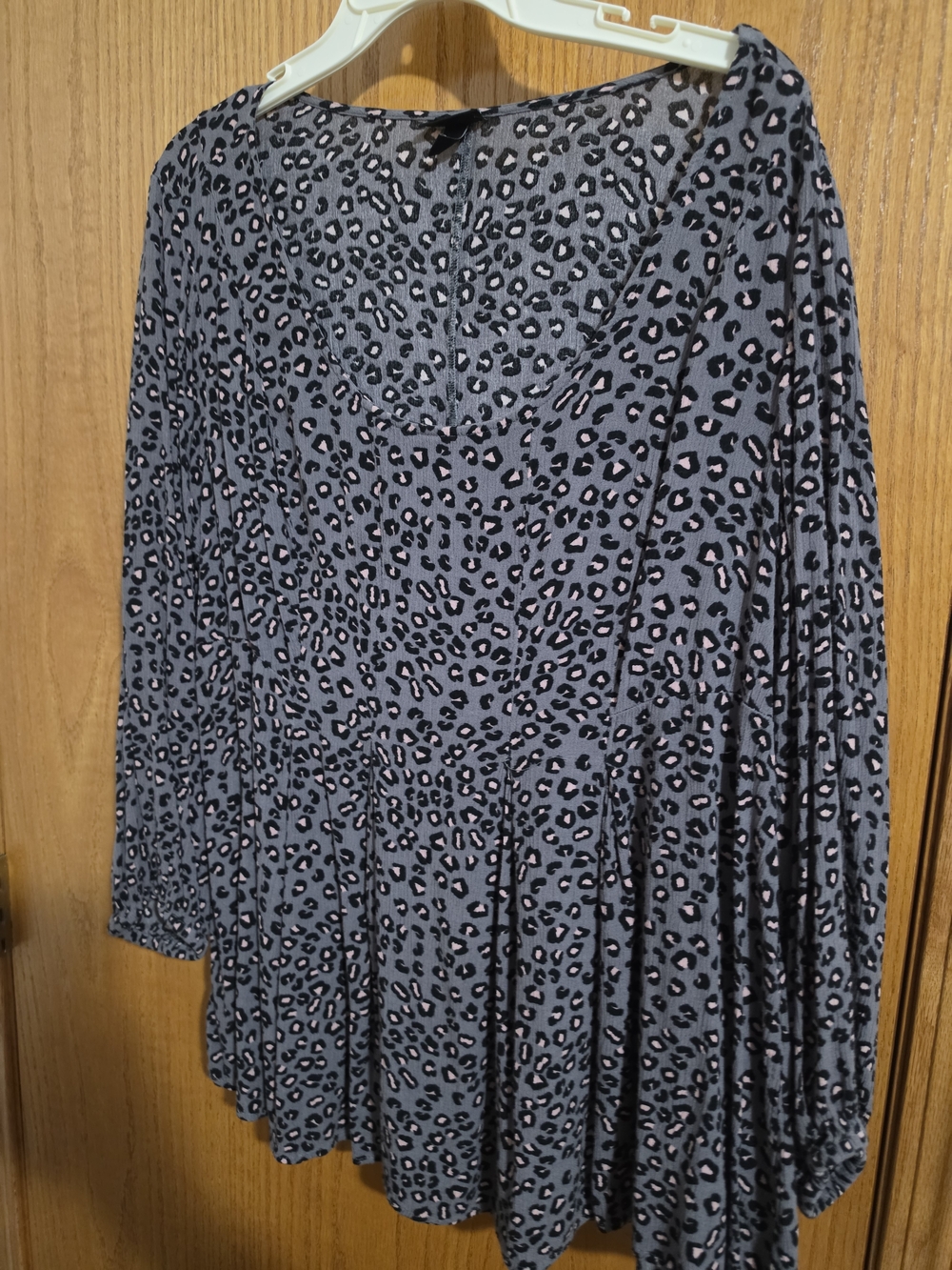 torrid Gray Leopard-Print  Blouse with Pink Accents